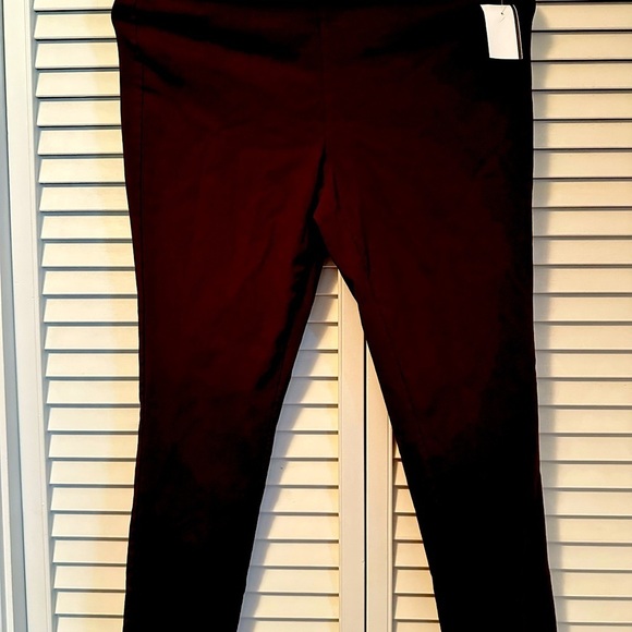 Michael Kors Collection Pants - Michael Kors straight leg pull on bit of stretch size medium